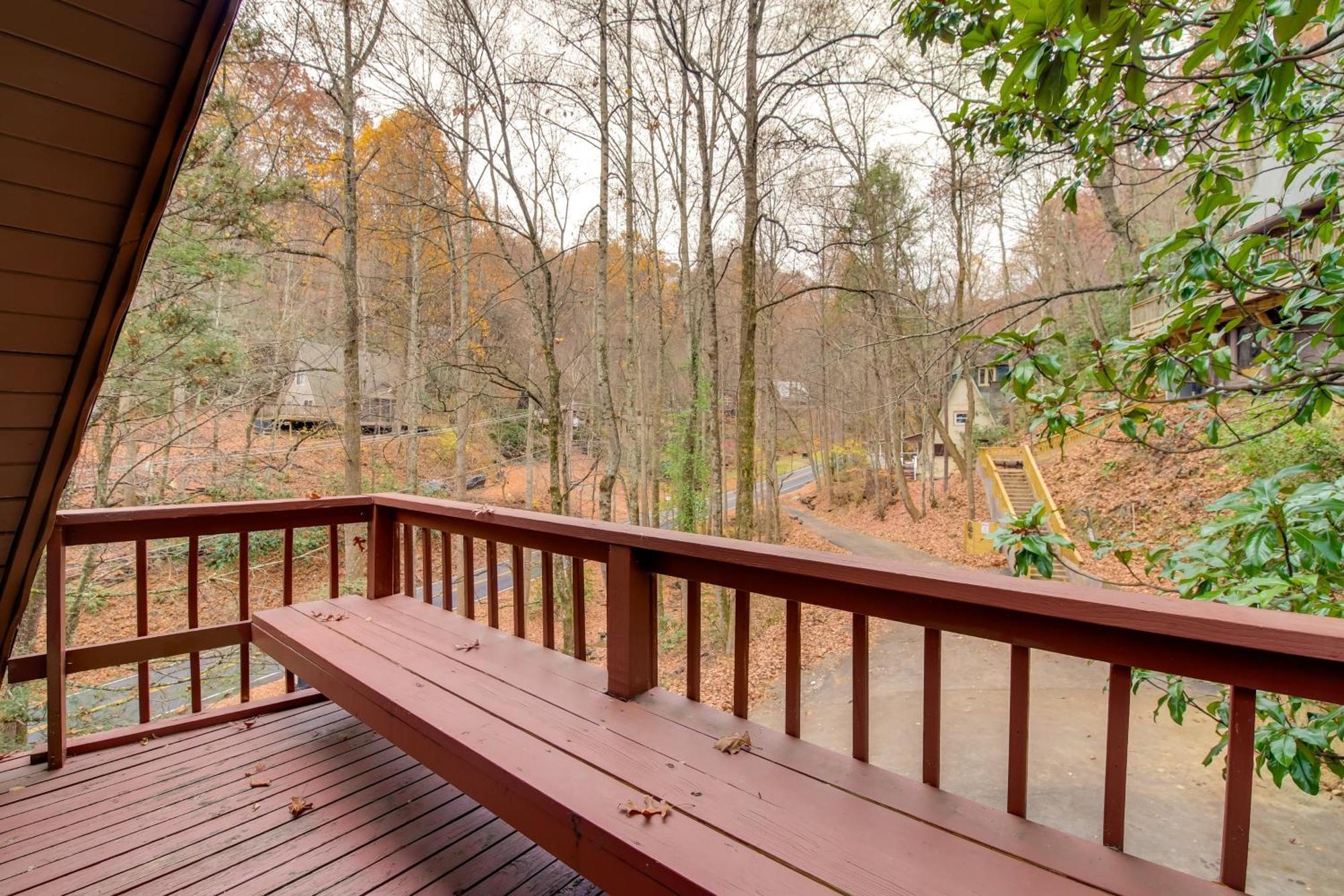 Gatlinburg A-Frame Home With Hot Tub Near Parkway المظهر الخارجي الصورة